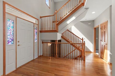 Tiny photo for 10502 Crown Drive, Orland Park, IL 60467 (MLS # 12593334)