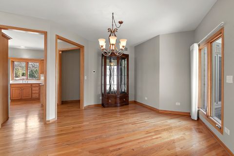 Tiny photo for 10502 Crown Drive, Orland Park, IL 60467 (MLS # 12593334)