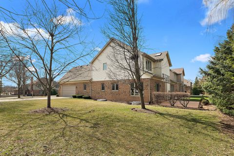 Tiny photo for 10502 Crown Drive, Orland Park, IL 60467 (MLS # 12593334)