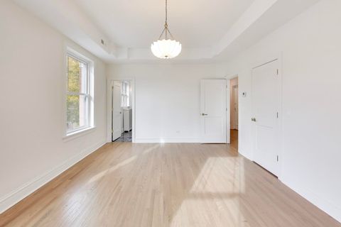Tiny photo for 1201 E Madison Park Drive #3, Chicago, IL 60615 (MLS # 12549201)