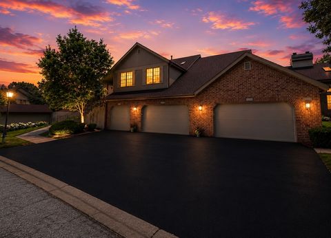 Photo of 13455 S Westview Drive #4, Palos Heights, IL 60463 (MLS # 12683369)