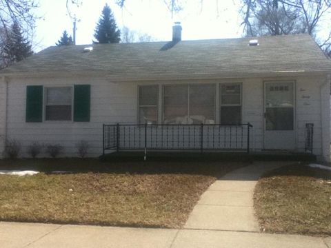 A home in DOLTON