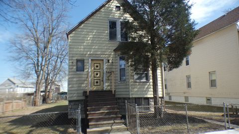 10451 S Hoxie Avenue Chicago IL 60617