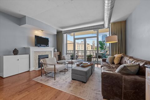 Tiny photo for 1001 W Madison Street #510, Chicago, IL 60607 (MLS # 12673816)