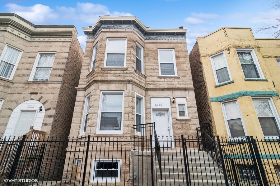 3035 W Flournoy Street
