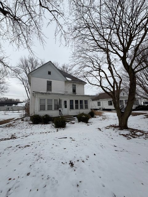 Photo of 320 W Hack Street, Cullom, IL 60929 (MLS # 12562209)