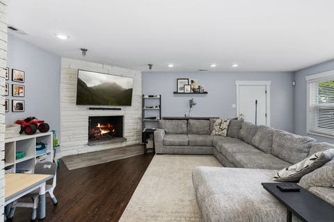 Tiny photo for 8900 S Utica Avenue, Evergreen Park, IL 60805 (MLS # 12684324)