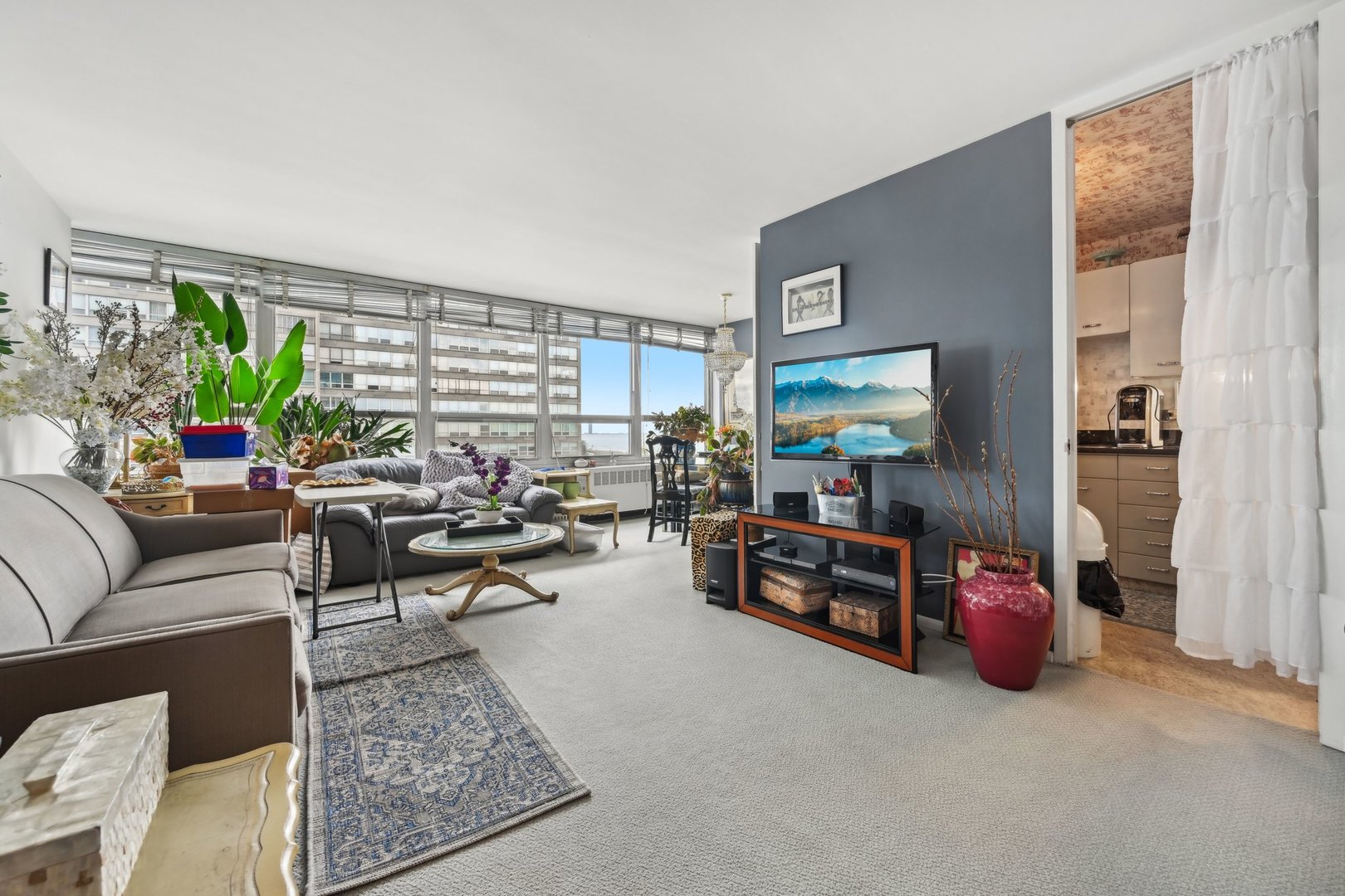 4800 S Chicago Beach Drive 702S