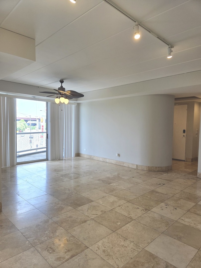 2500 S Halsted Street 5E