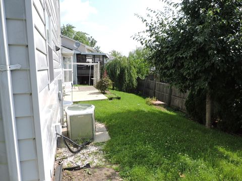 Tiny photo for 407 BEECHWOOD Drive, Westmont, IL 60559 (MLS # 12521840)