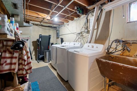 Tiny photo for 5010 N Westwood Drive, McHenry, IL 60051 (MLS # 12542485)