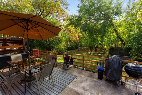 Tiny photo for 5010 N Westwood Drive, McHenry, IL 60051 (MLS # 12542485)