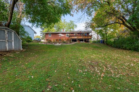 Tiny photo for 5010 N Westwood Drive, McHenry, IL 60051 (MLS # 12542485)