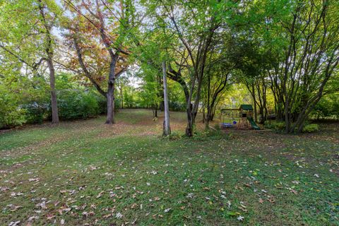 Tiny photo for 5010 N Westwood Drive, McHenry, IL 60051 (MLS # 12542485)