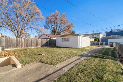 A home in River Grove