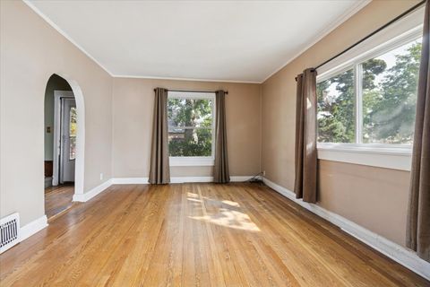 Tiny photo for 3240 East Avenue, Berwyn, IL 60402 (MLS # 12458154)