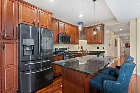 Tiny photo for 6547 S Ellis Avenue #2, Chicago, IL 60637 (MLS # 12556933)