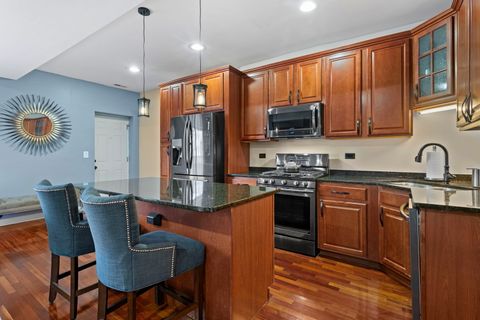 Tiny photo for 6547 S Ellis Avenue #2, Chicago, IL 60637 (MLS # 12556933)