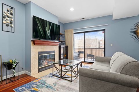 Tiny photo for 6547 S Ellis Avenue #2, Chicago, IL 60637 (MLS # 12556933)