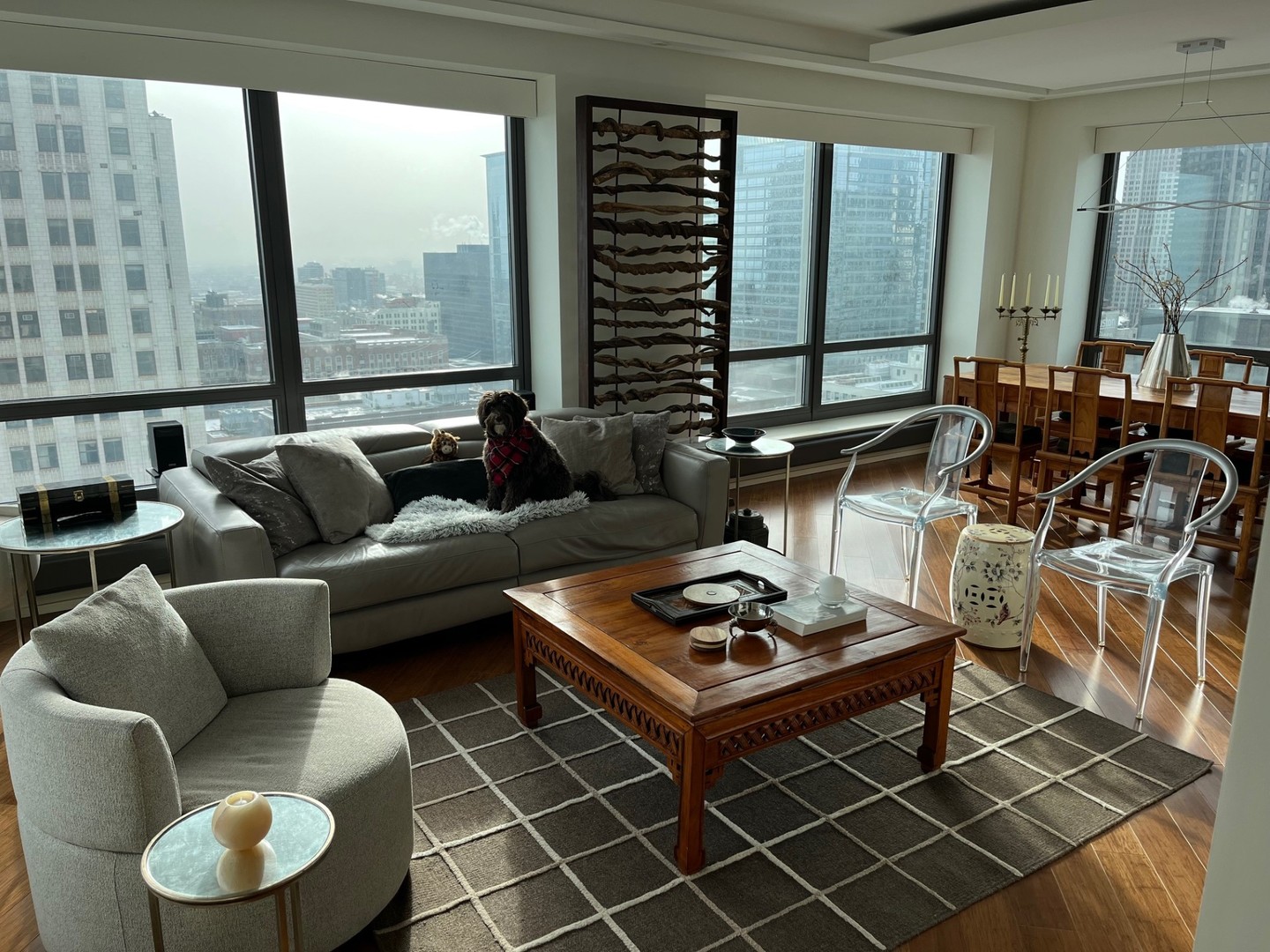 130 N Garland Court 3704