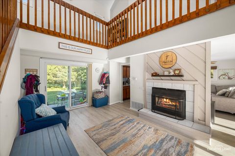 Tiny photo for 1305 Morningstar Court, Naperville, IL 60564 (MLS # 12491150)