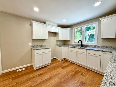 Tiny photo for 378 Contentment Road, Makanda, IL 62958 (MLS # 12759759)
