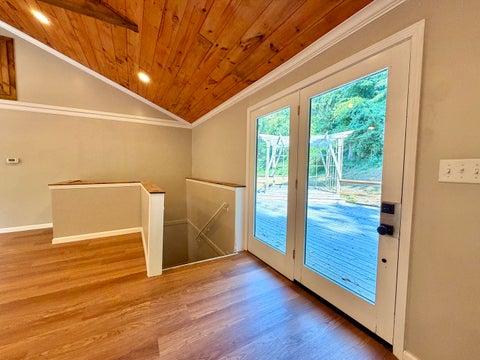 Tiny photo for 378 Contentment Road, Makanda, IL 62958 (MLS # 12759759)