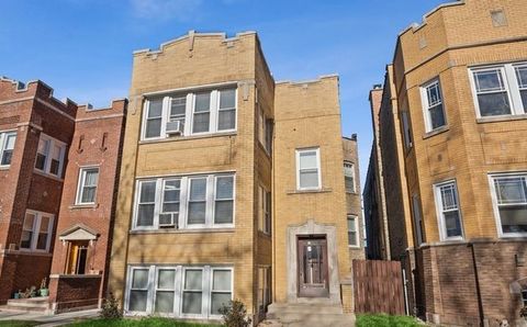 5352 W Dakin Street Chicago IL 60641