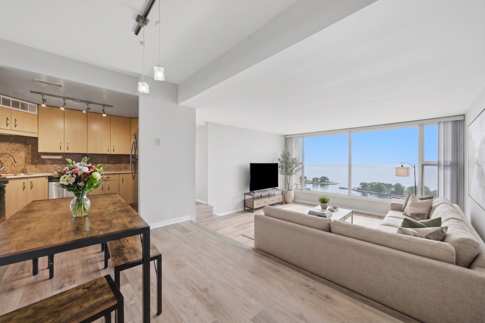 3200 N Lake Shore Drive 2102