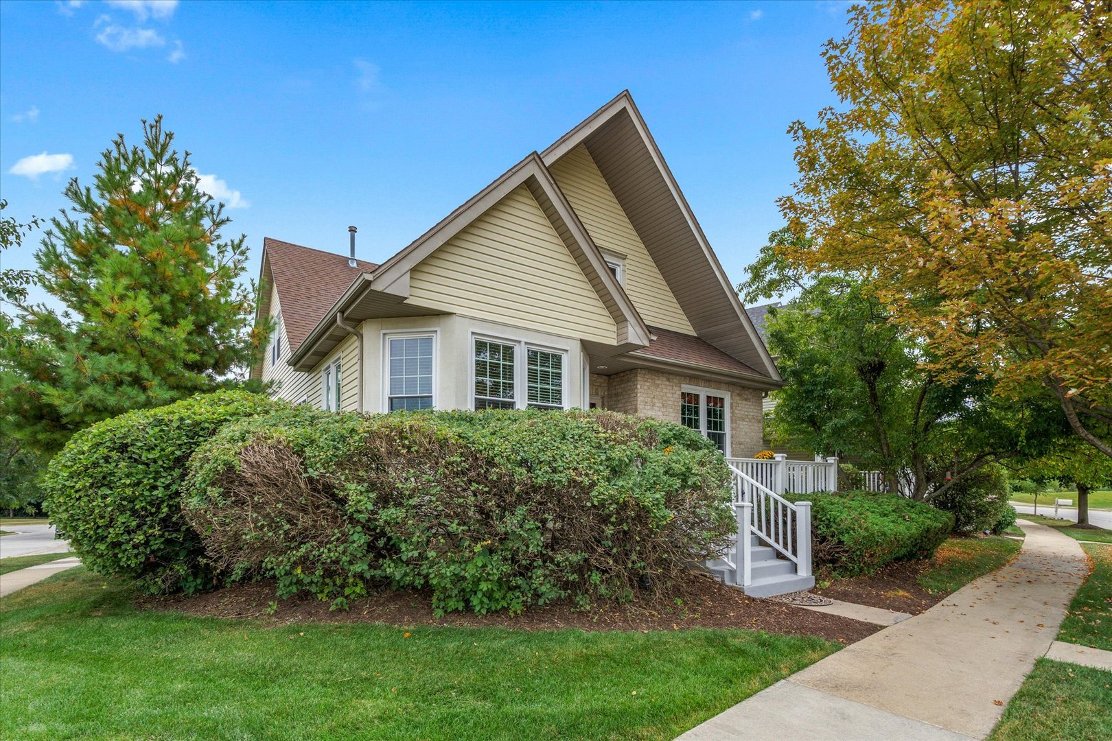 0N553 Armstrong Lane