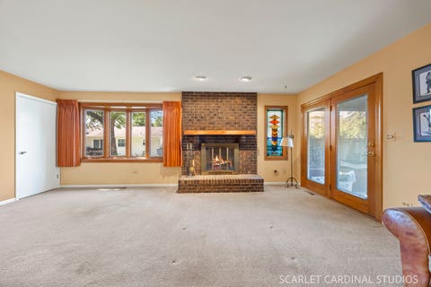 Tiny photo for 1216 Berkenshire Lane, Elk Grove Village, IL 60007 (MLS # 12685490)