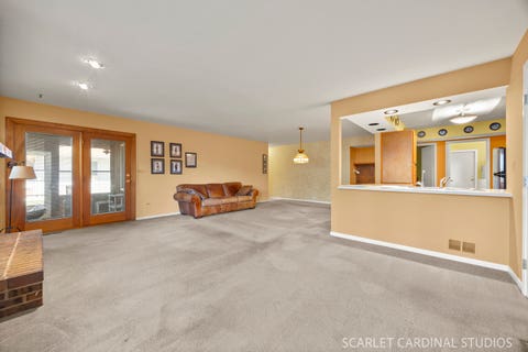 Tiny photo for 1216 Berkenshire Lane, Elk Grove Village, IL 60007 (MLS # 12685490)