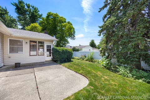Tiny photo for 1216 Berkenshire Lane, Elk Grove Village, IL 60007 (MLS # 12685490)