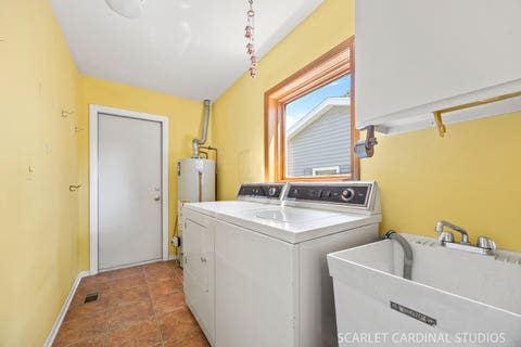 Tiny photo for 1216 Berkenshire Lane, Elk Grove Village, IL 60007 (MLS # 12685490)