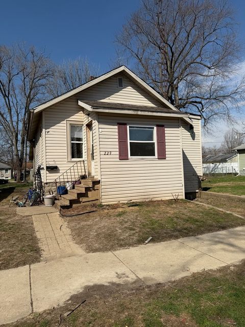 Tiny photo for 229 N 6th Avenue, Kankakee, IL 60901 (MLS # 12626907)