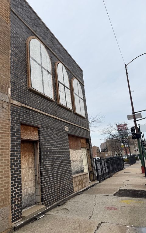 5816 W North Avenue Chicago IL 60639