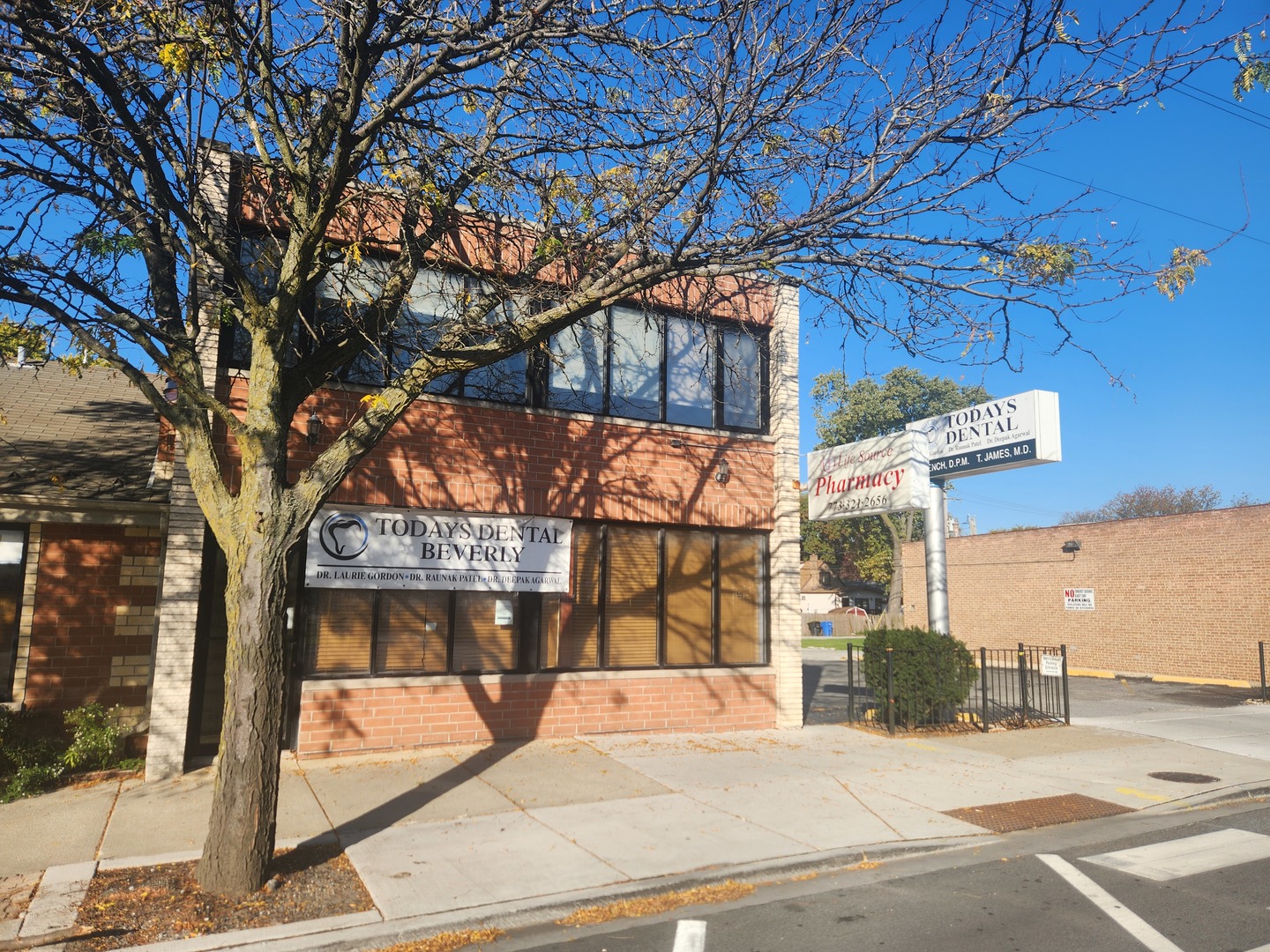 11238 S Western Avenue