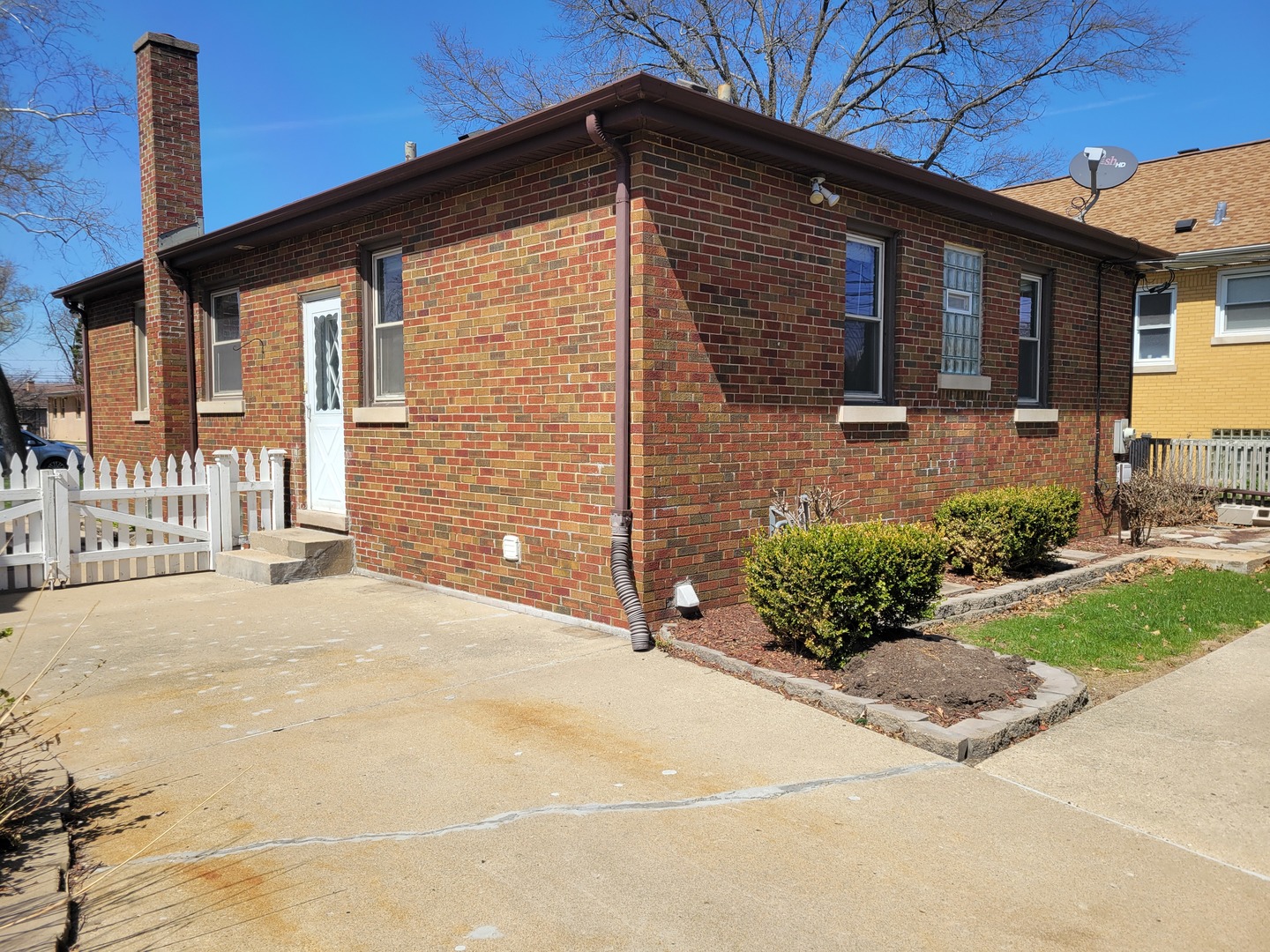 311 N Home Avenue