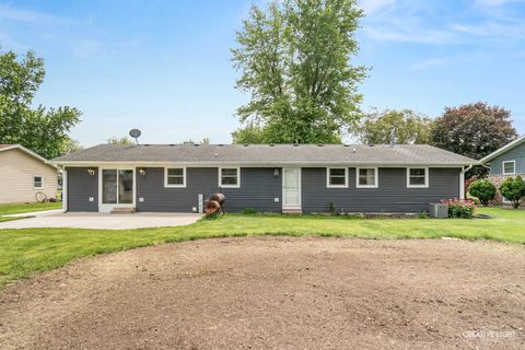 Tiny photo for 144 E Grant Street, Leland, IL 60531 (MLS # 12656534)