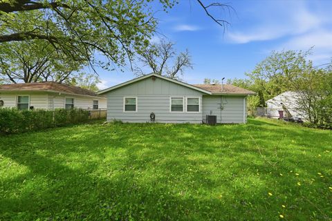 Tiny photo for 612 Brookline Avenue, Chicago Heights, IL 60411 (MLS # 12635728)