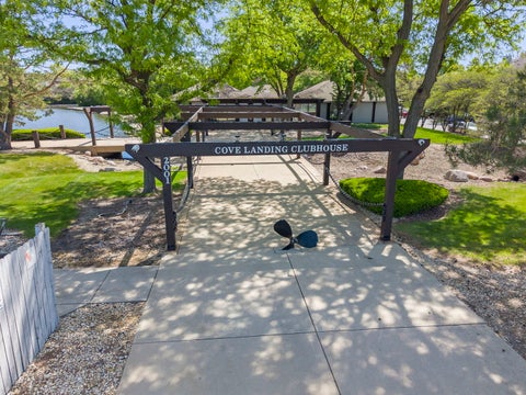 Tiny photo for 2005 S Finley Road #1012, Lombard, IL 60148 (MLS # 12762928)