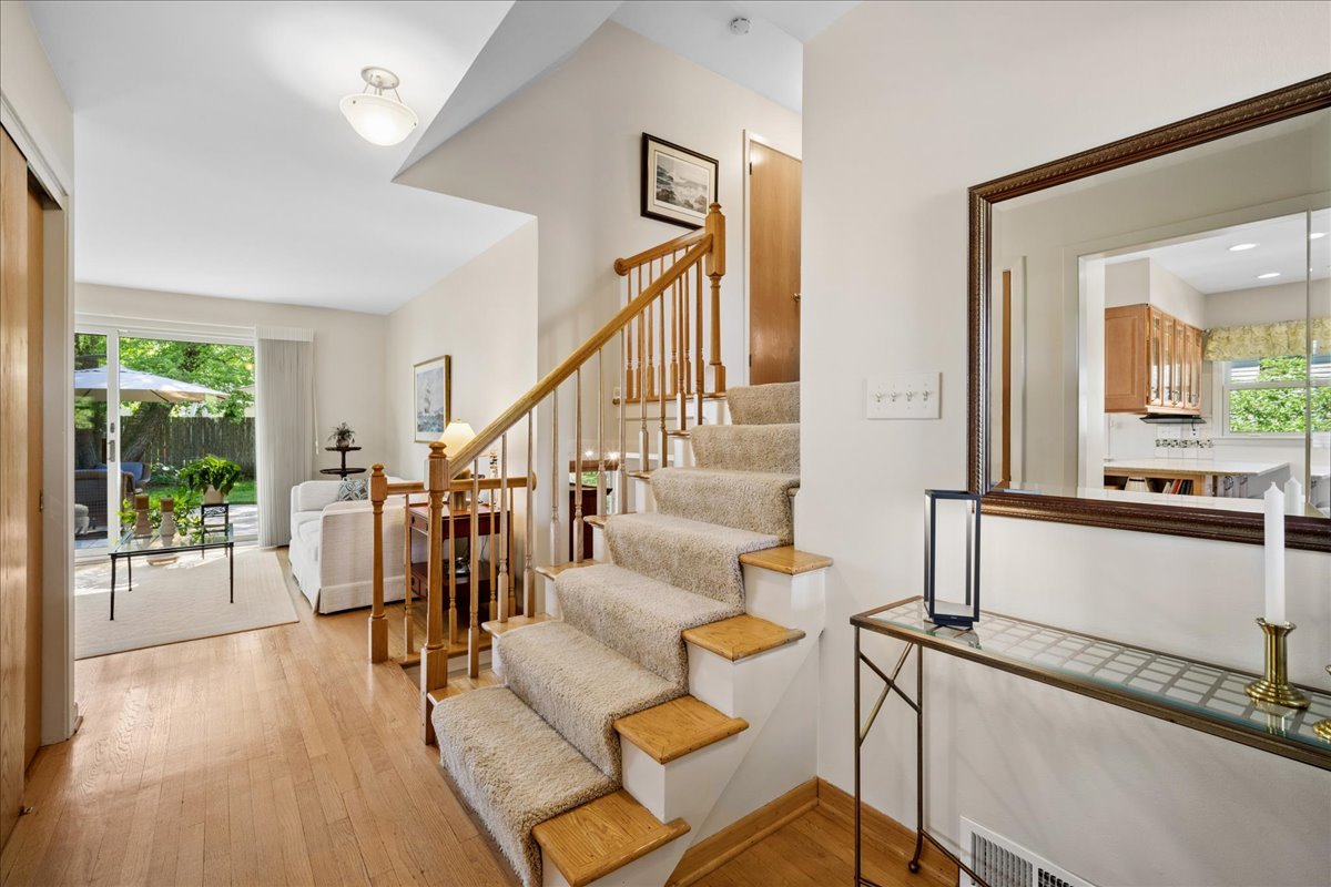 Properties 2 465 Princeton Lane
