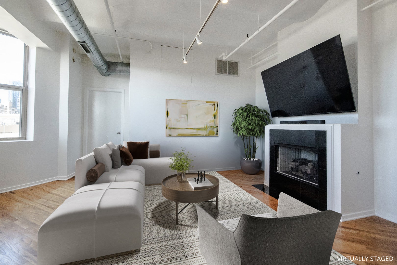 500 S Clinton Street 632