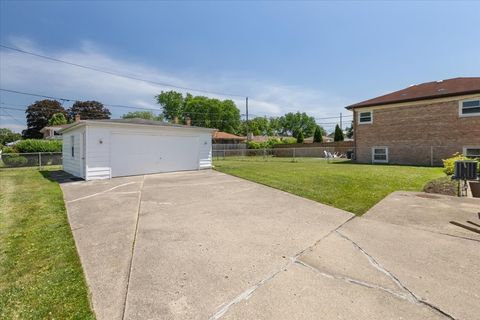 Tiny photo for 8841 Menard Avenue, Morton Grove, IL 60053 (MLS # 12495326)