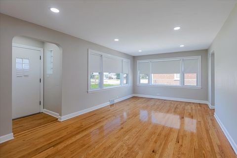 Tiny photo for 8841 Menard Avenue, Morton Grove, IL 60053 (MLS # 12495326)