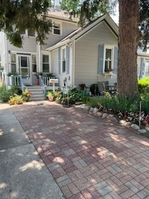 3 E Slade Street Palatine IL 60067