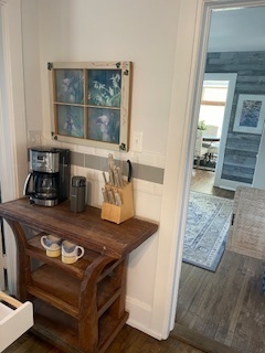 3 E Slade Street