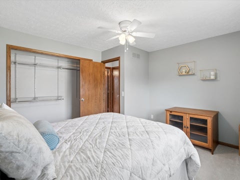 Tiny photo for 2604 E 34th Street Court, Davenport, IA 52807 (MLS # 12752145)