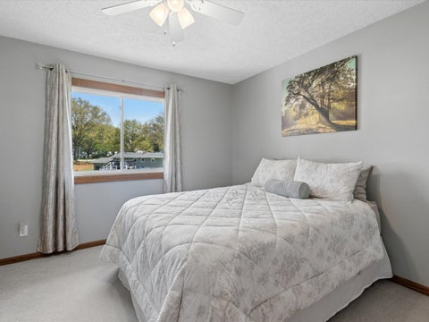 Tiny photo for 2604 E 34th Street Court, Davenport, IA 52807 (MLS # 12752145)