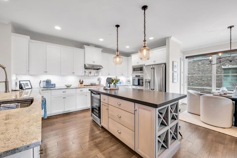 Tiny photo for 110 S Washington Street, Wheaton, IL 60187 (MLS # 12632495)